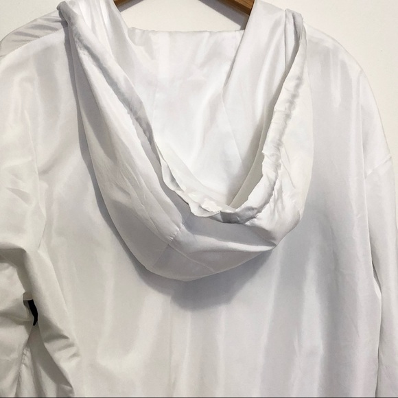 ➕ Forever 21 Plus Fighter Breast Cancer Awareness Windbreaker Hooded Pul… - Picture 9 of 12